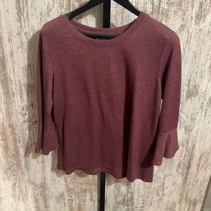 North crest Women’s Sweater size L